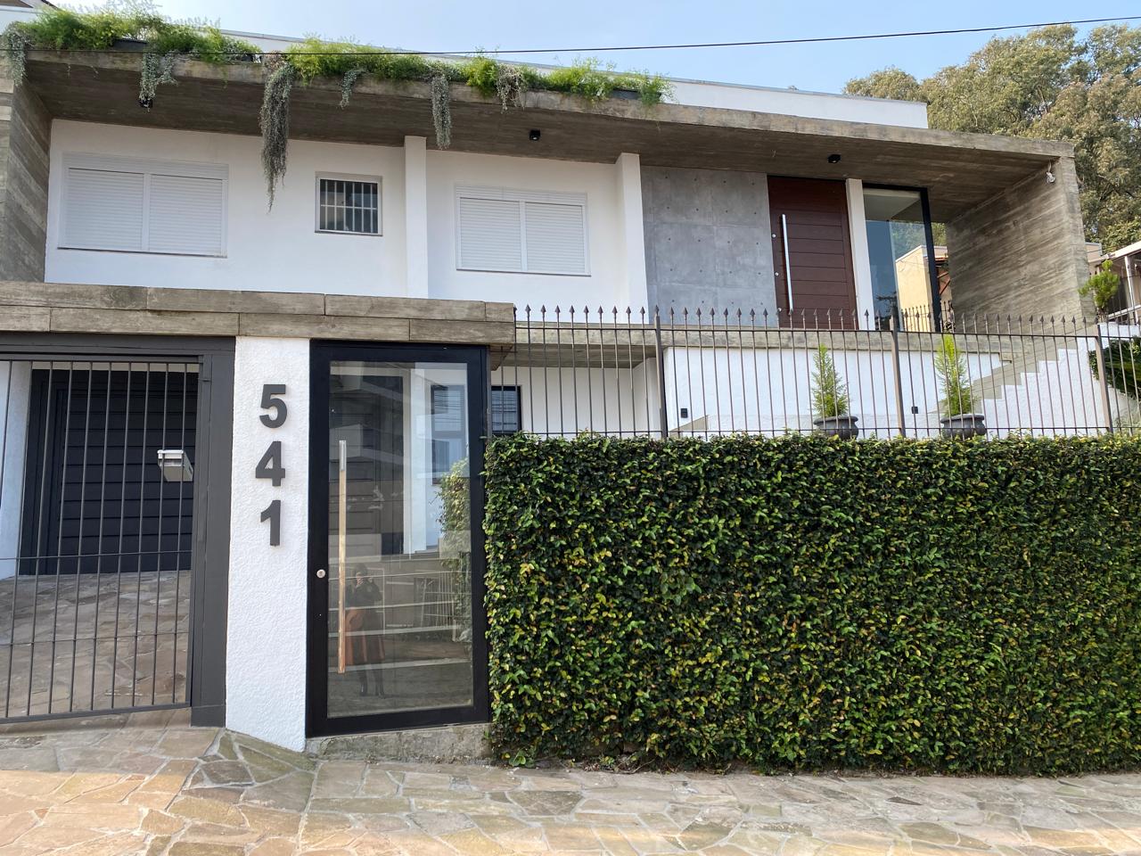 WhatsApp Image 2024-09-18 at 14.13.03 (1)